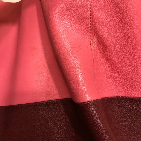 REDUCED ⬇️⬇️⬇️ Celine Authentic tote - Picture 3 of 8